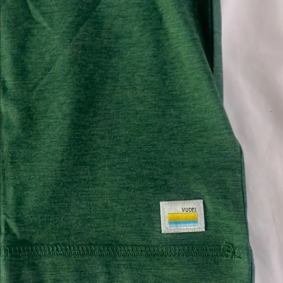 Vuori Strato Tech T, Viridian Heather NWT Medium - Picture 2 of 5
